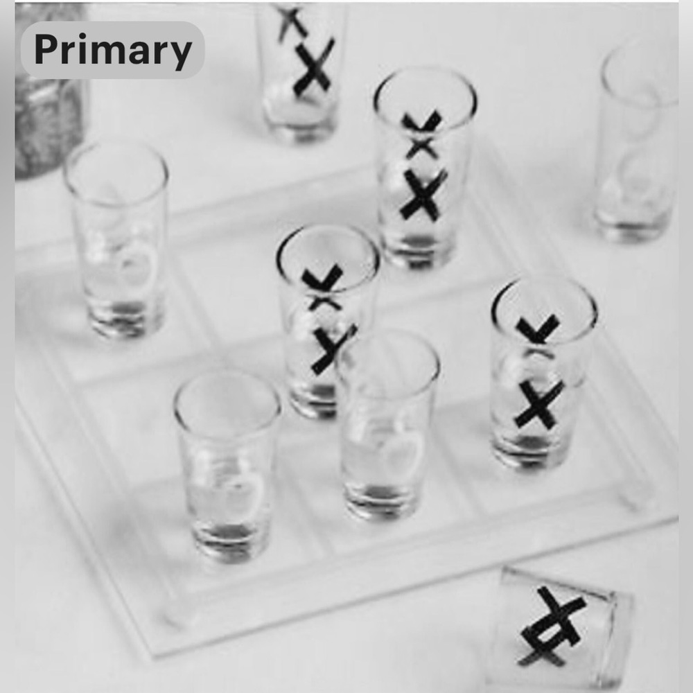 Crafted Imports Tic Tac Toe Shot Glass Drinking Game 10 Piece Set Original Box